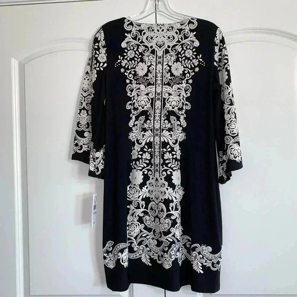 Studio 1-Petite 3/4 Sleeve Shift Dress - Picture 4 of 8